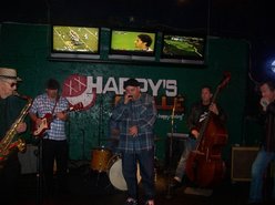 Happy's Sports Grille