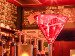 Gizzi's Bar * Lounge & Restaurant