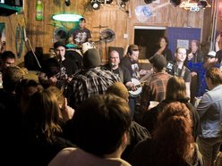 The Hub Bar and Grill