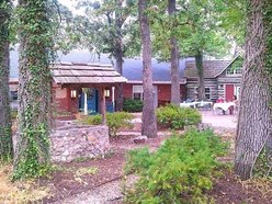 Fred's Hickory Inn