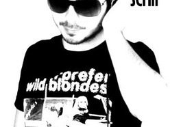 Dj Emre Serin