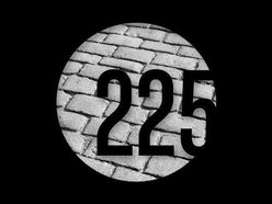 Cafe 225