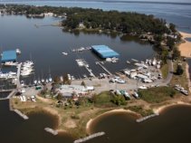 Dockside Restaurant & Blue Heron Pub