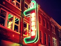GRAYS on Main