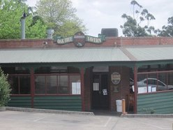 The Oak Tree Tavern