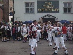 The Three Horseshoes