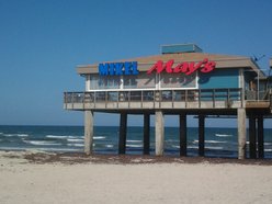 Mikel May's Beachside Bar and Grill