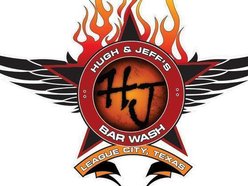 Hugh & Jeff's Car Wash and Grill
