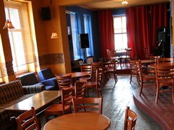 Jabloň, scéna malých forem