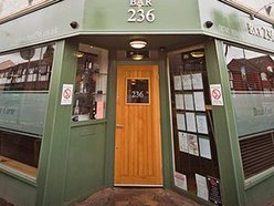 Bar 236