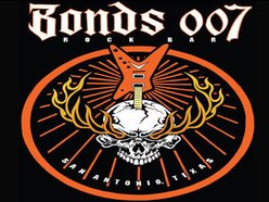 Bonds 007 Rock Bar