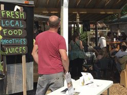Roots & Fruits Market