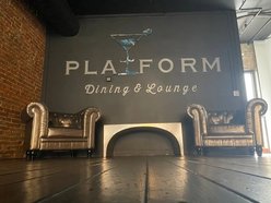 Platform Dining Lounge