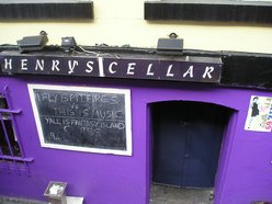 Henry's Cellar Bar