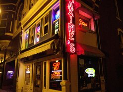 Maxine's
