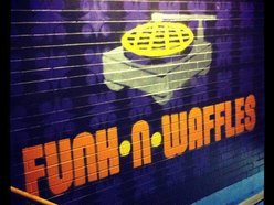 Funk 'n Waffles