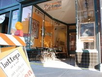 Bottega Art Bar & Gallery