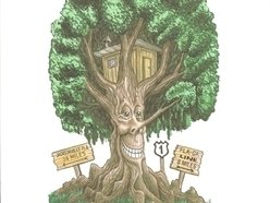 KINGS BAR & TREEHOUSE LOUNGE